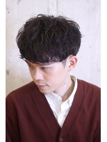 クオンヒール 堺筋本町店(QUON HEAL)&nbsp;メンズツーブロックシャドウパーマ刈り上げショートマッシュ