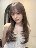 透け感グレージュ×くびれレイヤー