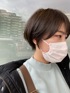 シュールトルワ(SUR TROIS) 質感ショート