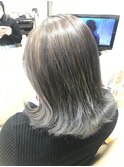 アッシュグレージュ×ハイライト
