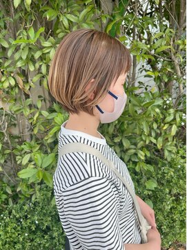 ヴィータ(vita) ショートボブ