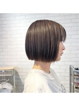 ヘアストーリー レオ(Hair Story RE:O) 前下がりボブ