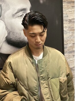 グロウヘアワークス(grow hair works)の写真/【平日21時半迄営業】デキる男は身だしなみから。"ビジネス感×清潔感"でON/OFFもスマートな印象に。