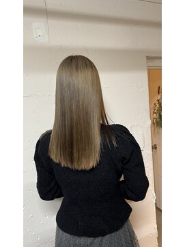 トクテ 吉祥寺(tokute) グレージュカラー/ボブウルフ/黒髪/ココアベージュ