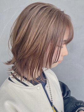 ビスクヘアデザイン(bisq hair design) ミルクティーベージュカラー ケアブリーチカラー ミディアム