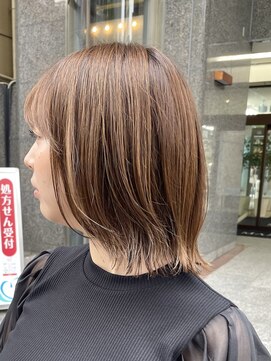 アンビエンテ(ambiente) 切りっぱなし　外ハネボブ【坂根】