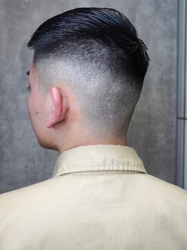 ヒロギンザバーバーショップ 神楽坂店(HIRO GINZA BARBER SHOP) クロップスタイル