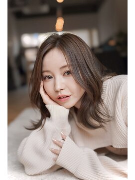 クム(kumu) 【kumu】ミディアムレイヤー/顔周りカット/栄/名古屋
