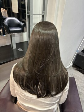 スティーロ 渋谷(Steelo) オリーブグレージュ×レイヤーカット　渋谷steelo