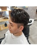 フェザーパーマ＋ツーブロックショート