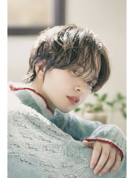 外国人風くせ毛ニュアンスパーマ