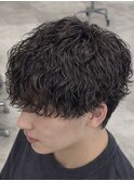 縦落ちツイストスパイラルパーマラウンドマッシュ