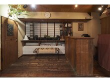 完全個室プライベートサロン Coo　髪質改善/白髪ぼかし【クー】の雰囲気（完全個室空間で他のお客様を気にせずくつろげます［白髪ぼかし］）