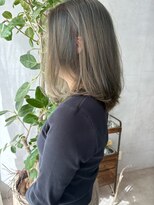 ミント(mint) mint☆しっかりブリーチからの☆たっぷりオリーブカラー