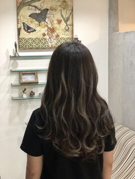 アイコン トゥーグランノール(EIKON to grand nord) 2018