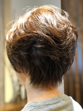 ヘア ラボ シュプール(hair labo SPUR) ムービングショート