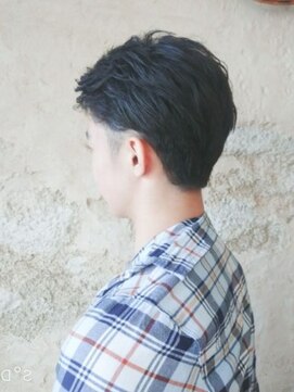 フロール 上大岡(Flor) 【Flor_上大岡】*かきあげヘア+ソフトツーブロック*