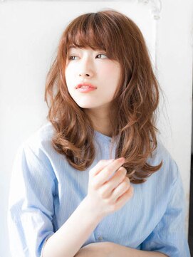 ルティア 池袋(Lutia) ゆるふわロング ナチュラルブラウン