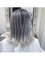 メレットバイホーム(Meret by Home)&nbsp;ホワイトシルバー×オンブレ/30代40代50代