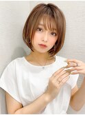 ホワイトグレージュショートボブ30代40代50代ひし形シルエット