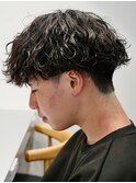 波巻きスパイラルパーマシャドウパーマメンズ刈り上げ緩め30代