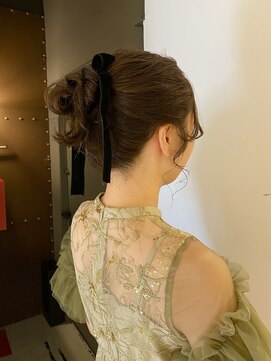 ニード(need) お呼ばれヘアアレンジ