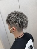 ツイストパーマ　メンズサロン　ハイライト　メッシュ
