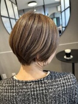 ハクア プラス(HAKUA PLUS)の写真/一人ひとり違う白髪のお悩みに◎あなただけの『白髪ぼかし』デザインとプランをご提案いたします*