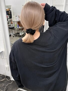 ホワイトルーム(White Room) white beige