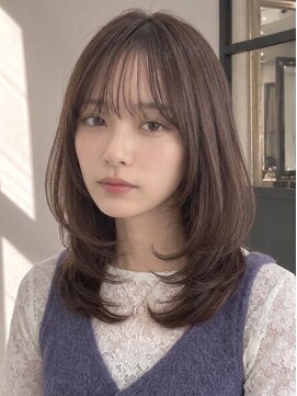 ユーフォリア 青山(Euphoria) ミディアムレイヤー外ハネシースルーバンググレージュ青山