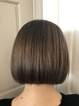 ロンドアベニール 北千住(Lond avenir) namie  お客様スタイル×ハイトーンベージュ切りっぱなしボブ