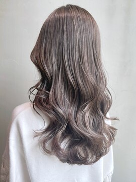 アイティーバイアルバム 下北沢店(IT by ALBUM) まろグレージュ_アースカラーくびれヘアツートンカラー_ba318901