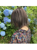 ミーティア バイ クアトロ(Meteor By QUATRO)&nbsp;透明感☆グレージュ外ハネヘア