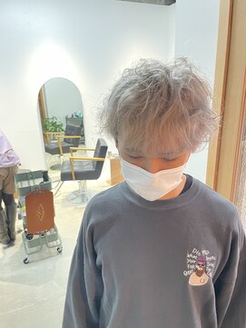 レア(Le’a) 【Le'a 】メンズ×ホワイトカラー