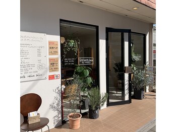 AME HENNA SALON．【アメヘナサロン】
