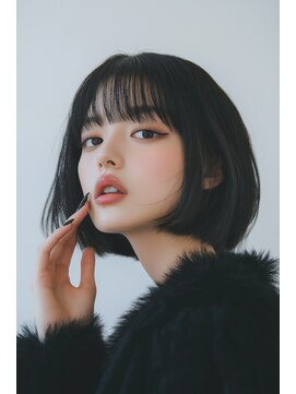 クロス(CROSS) スタイリッシュな切りっぱなしボブ