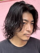 オルト(Altn) 大人の波巻きスパイラルパーマミディアムロングセンターパート