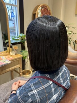 コーシェリ(Koselig) ボブスタイル