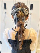 シロ(.siro) ベージュ系カラーとヘアアレンジ仕上げ♪