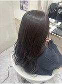 ツヤ感グレージュ