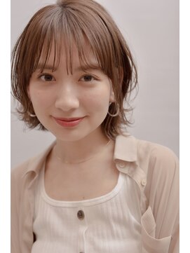 ヘアーアンドメイクトラスト(HAIR&MAKE TRUST) ボブ/ショートボブ/切りっぱなしボブ/イルミナカラー