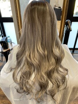 リノア(LINOAH) サロンスタイル