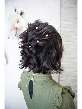 オラ ボーテ(Aura Beaute) 結婚式 パーティー お呼ばれヘア ハーフアップ ショート