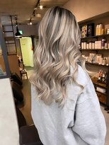 サニー 渋谷(SUNNY)&nbsp;バレイヤージュショコラアッシュハイライトグレージュカラー