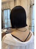 ぱつっとあごラインボブ