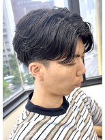 リヴ オオサカ(LIV OSAKA)&nbsp;センターパート　ニュアンスパーマ　カルマパーマ　ツーブロック