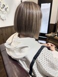 hairLux浜松天王店・三ヶ日店・根本の白髪が2週間で気になる方へ