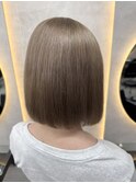 イメチェンヘアスタイルホワイトブロンド外ハネボブ美髪のススメ
