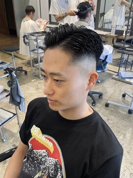 ザデイ カットアンドカルチャーショップ(THE DAY CUT&CULTURE SHOP) スキンフェード