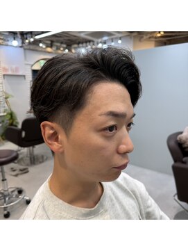 アオ 岡野 横浜(a-o) 毛流れパーマ